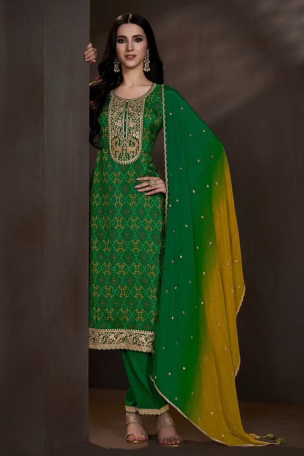 Olive Green & Beige Printed Kurta Set with Dupatta - Image 3