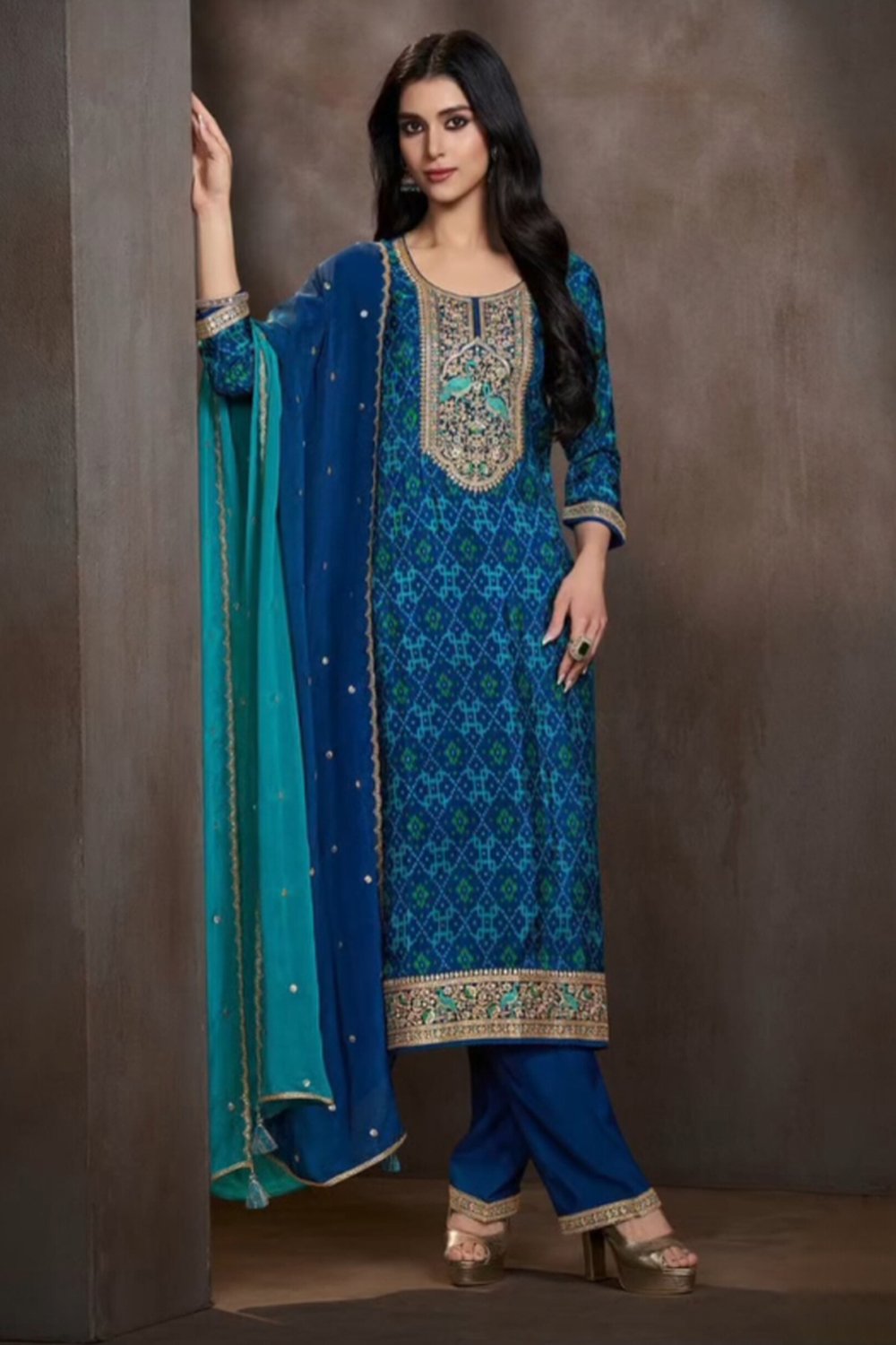 blue-printed-kurta-set-with-dupatta-2
